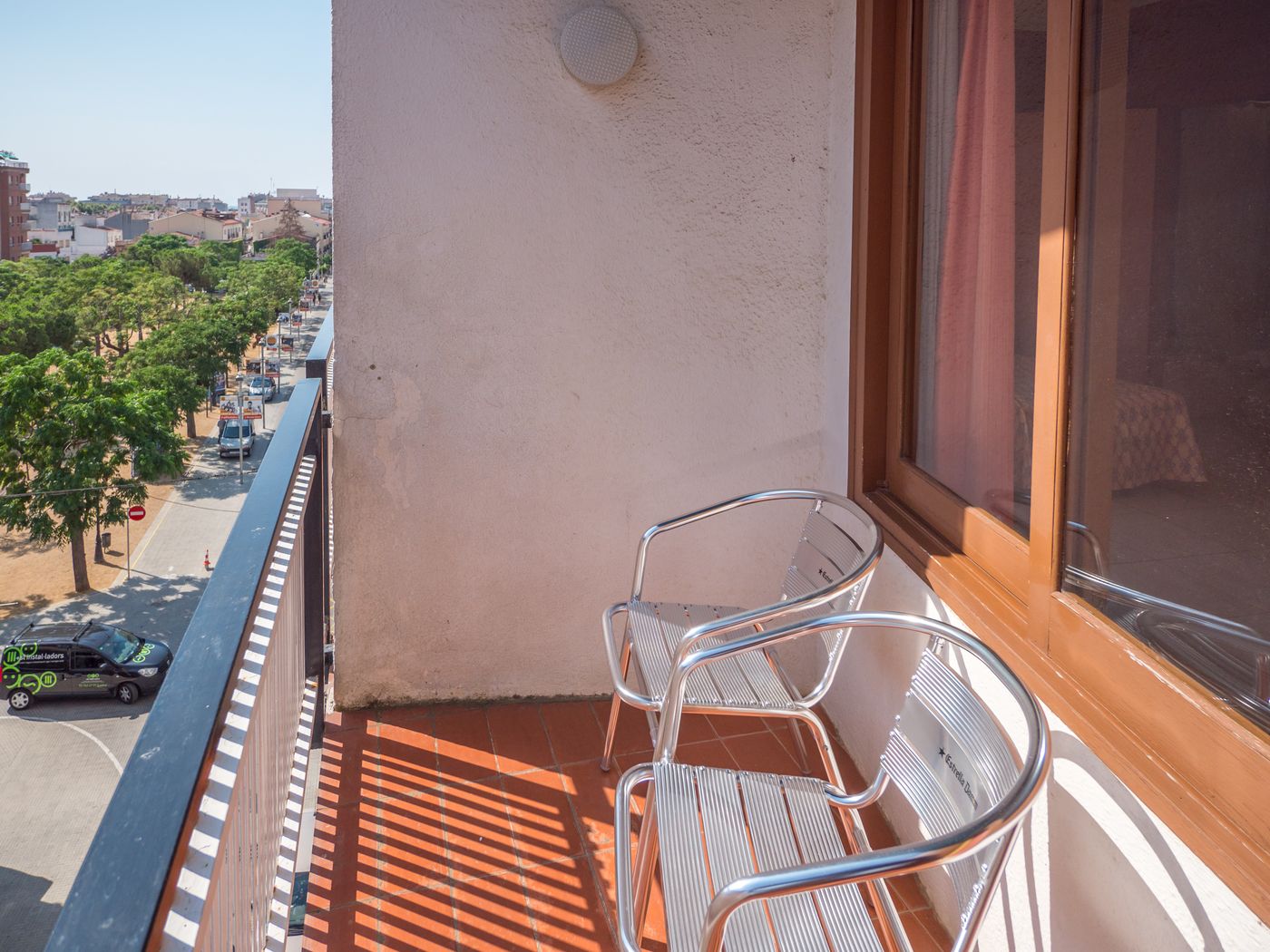 Checkin-Montpalau-Room-6