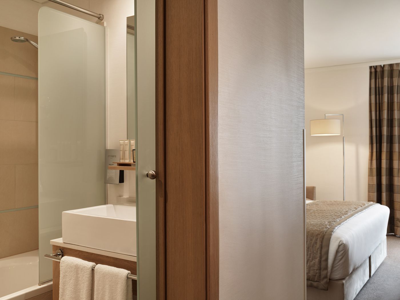 Galaxy-Hotel-Iraklio-Room-34