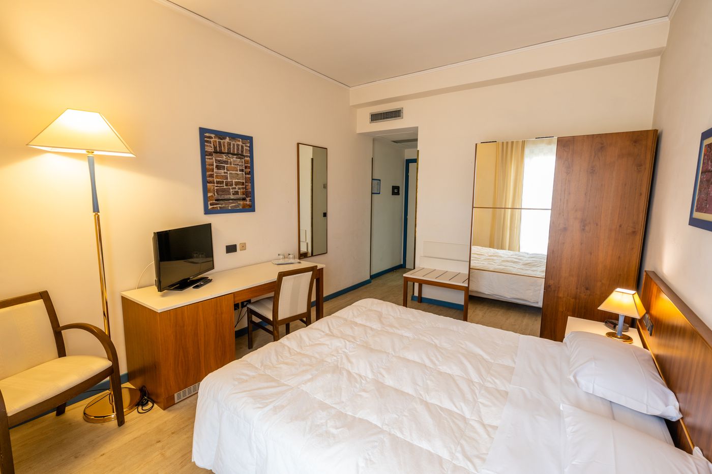 Europa-Palace-Room-7