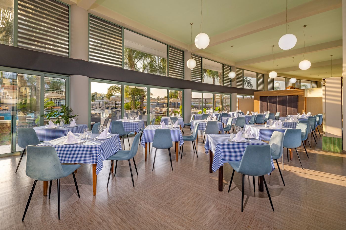 Virginia-Family-Resort-Restaurant-47