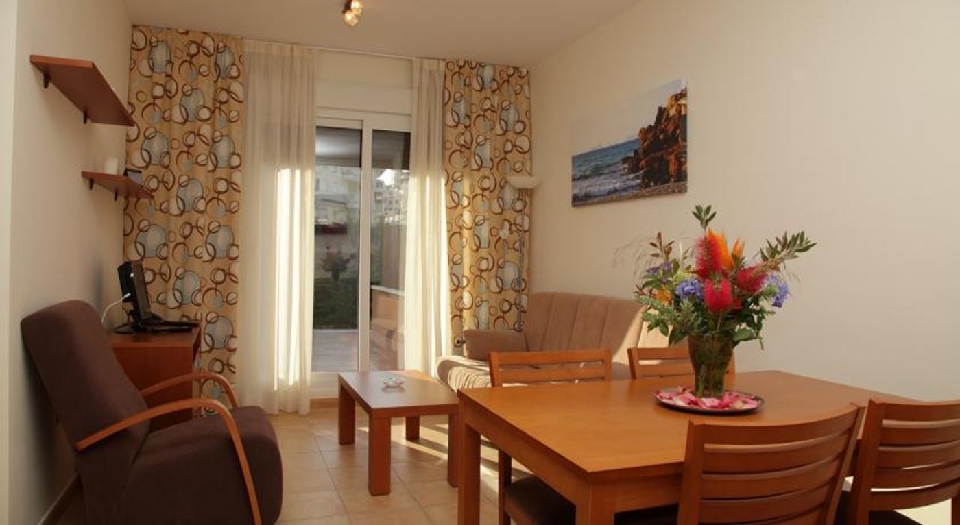 Aguilas De Los Collados Apartments