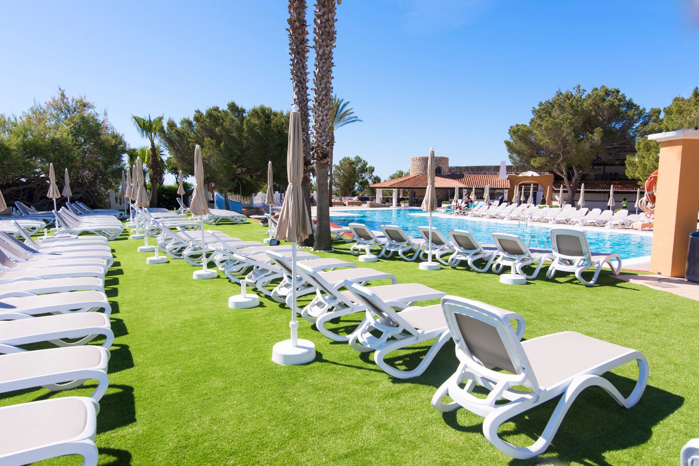 Azuline-Club-Cala-Martina-Ibiza-Terrace-8