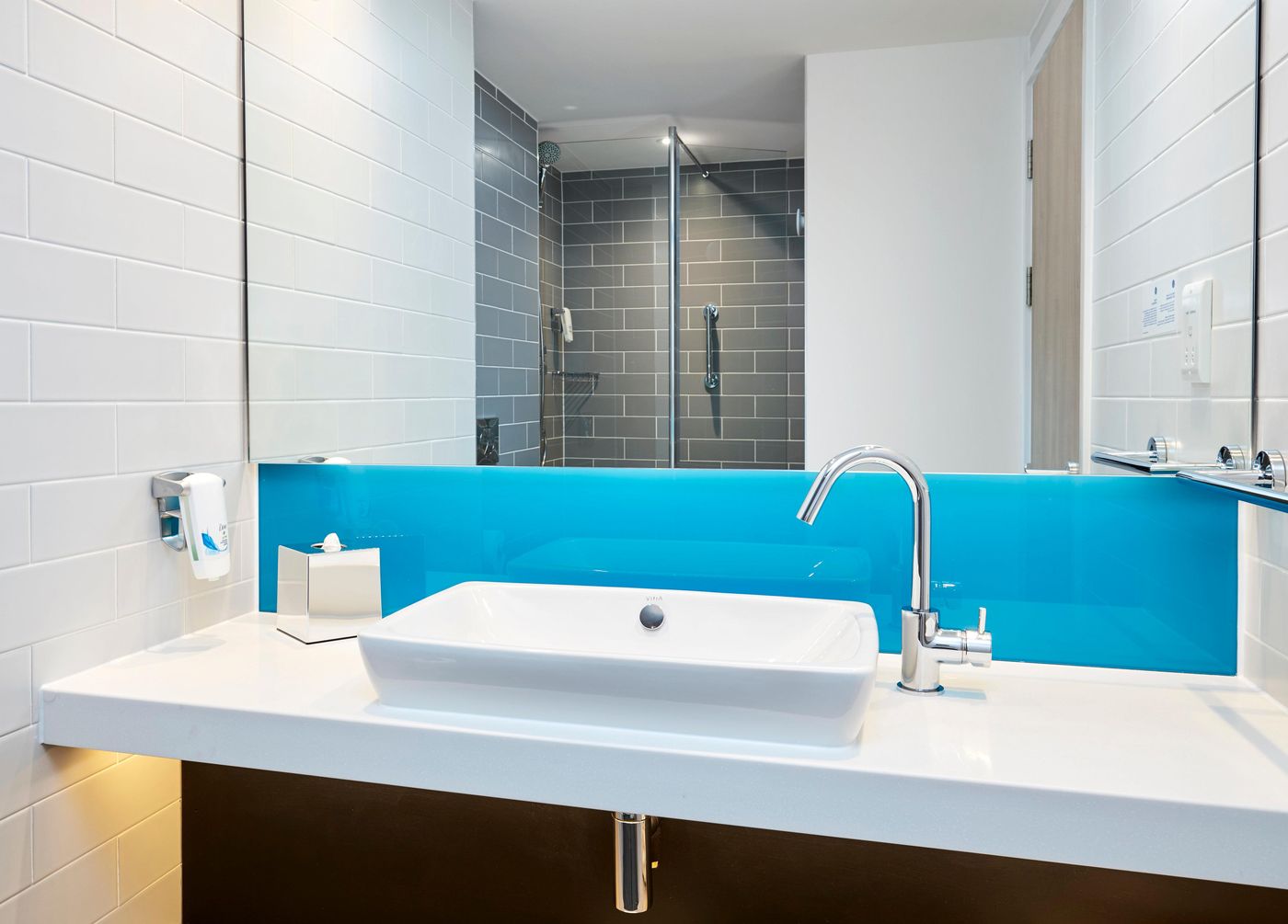 Holiday-Inn-Express-Dublin-City-Centre-Room-32