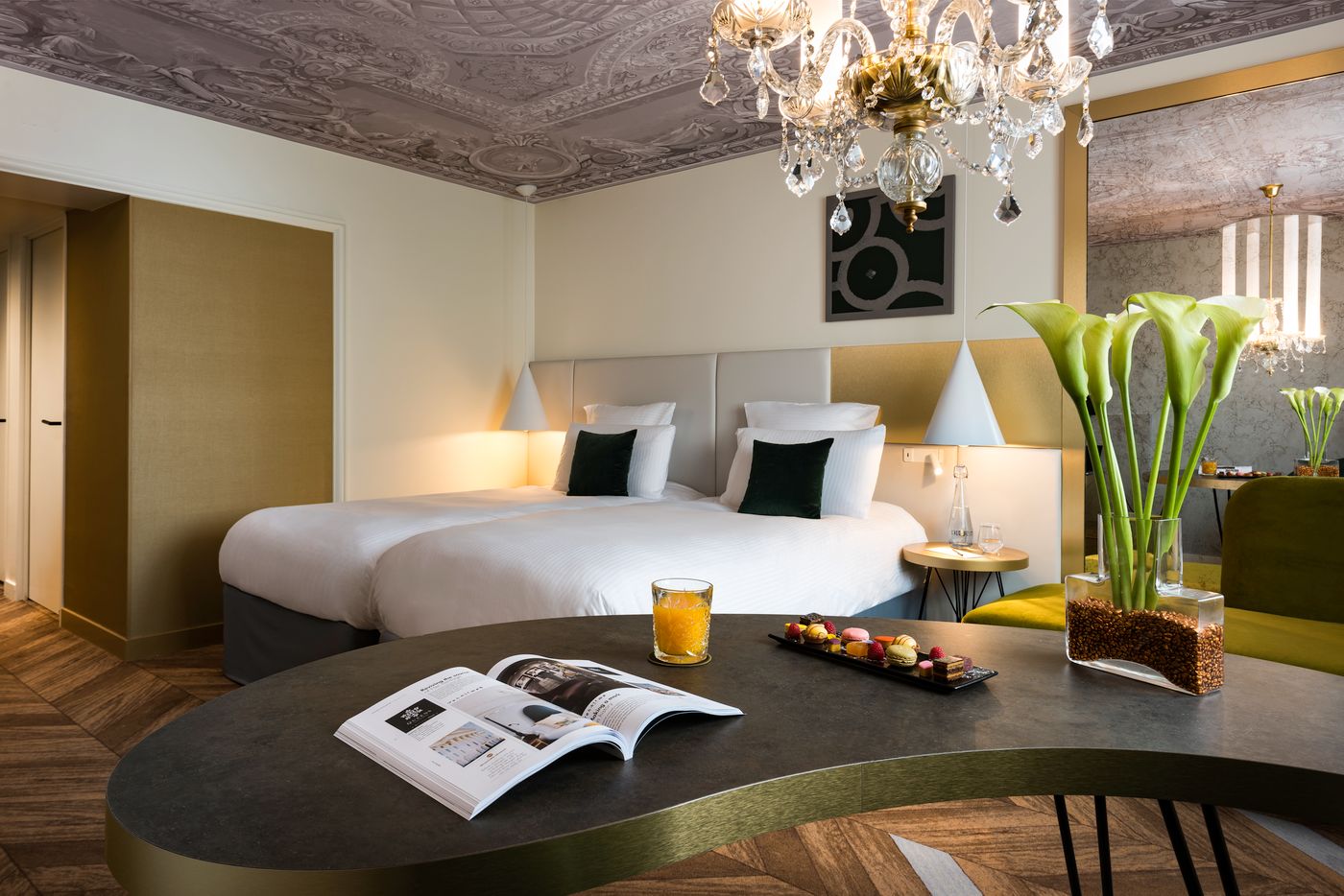 Le-Louis-Versailles-Chateau-Room-5