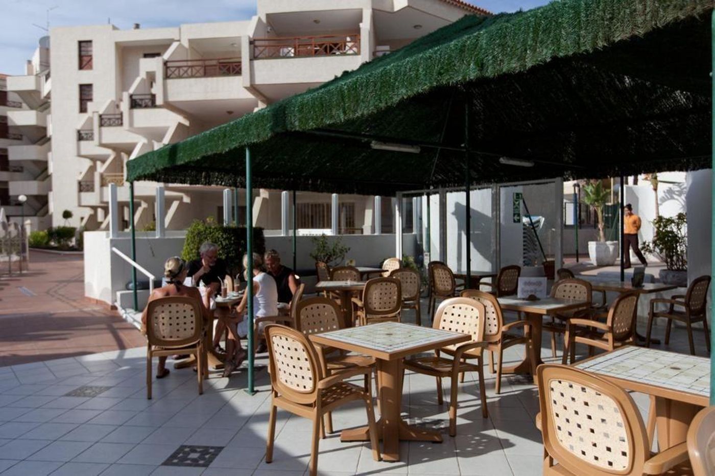 Andorra-Hotel-and-Apartments-Bar-14