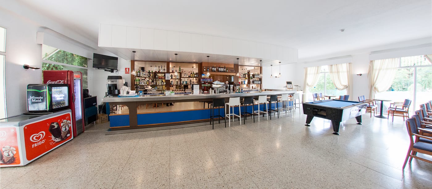 Checkin-Pineda-Bar-48