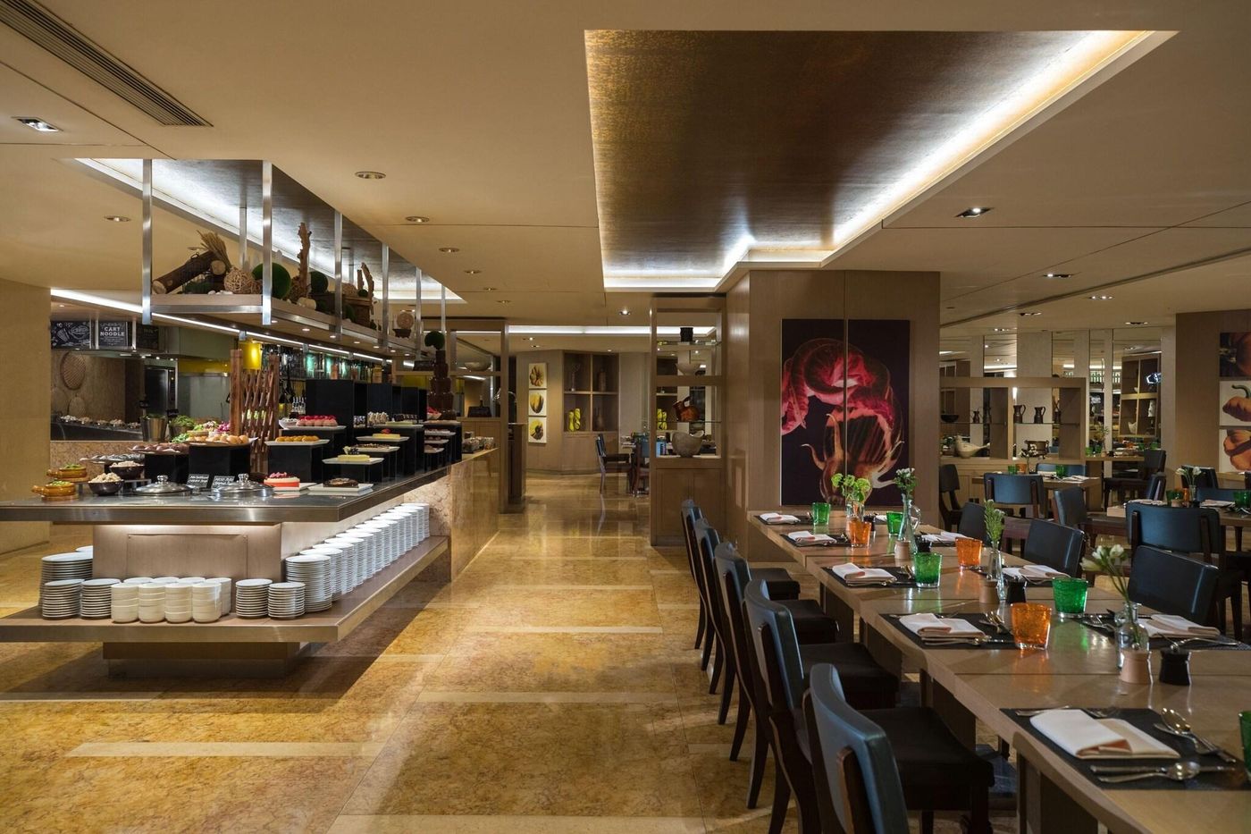 Renaissance-Hong-Kong-Harbour-View-Hotel-Restaurant-54