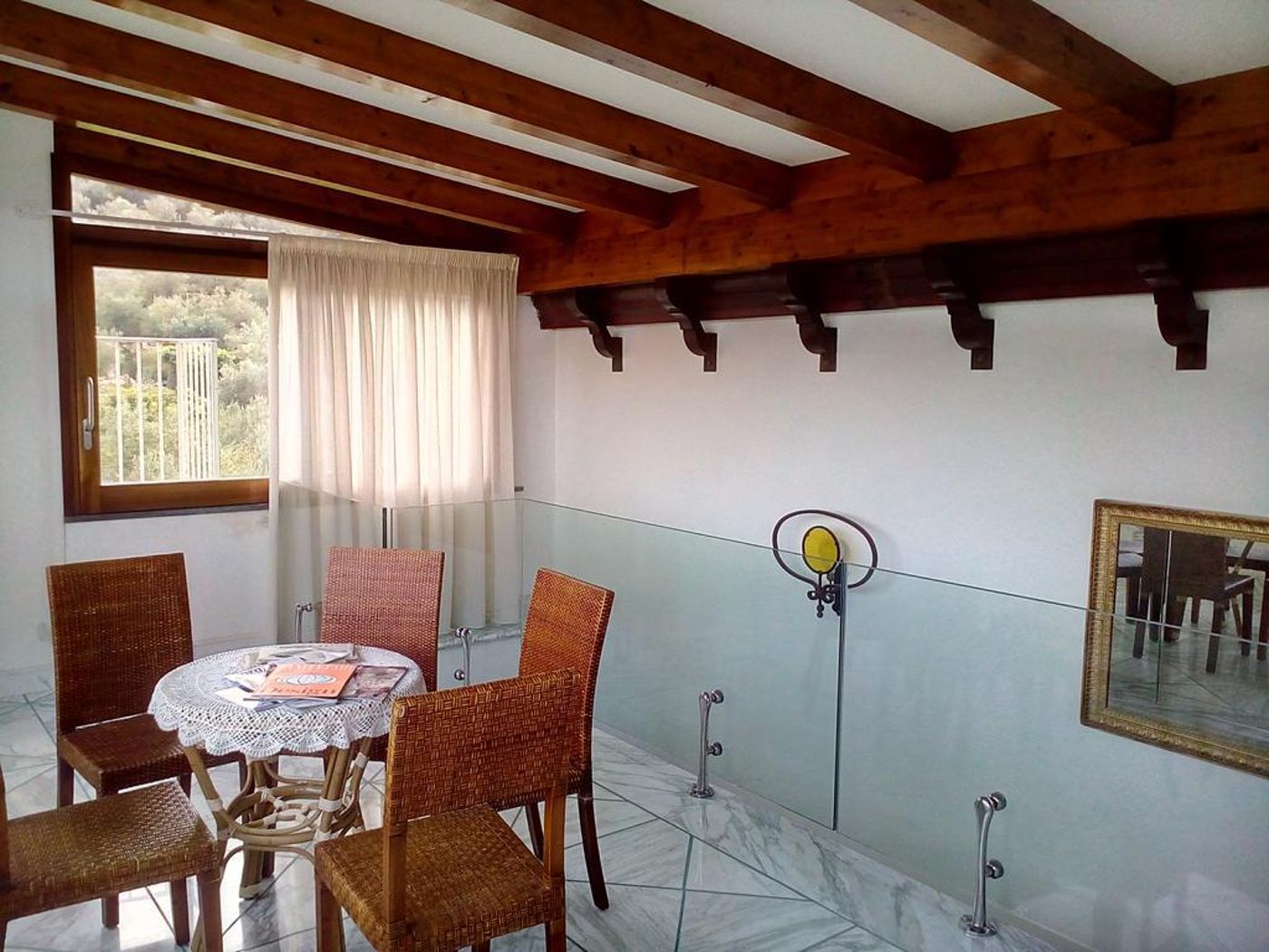 Casale-Russo-Room-15