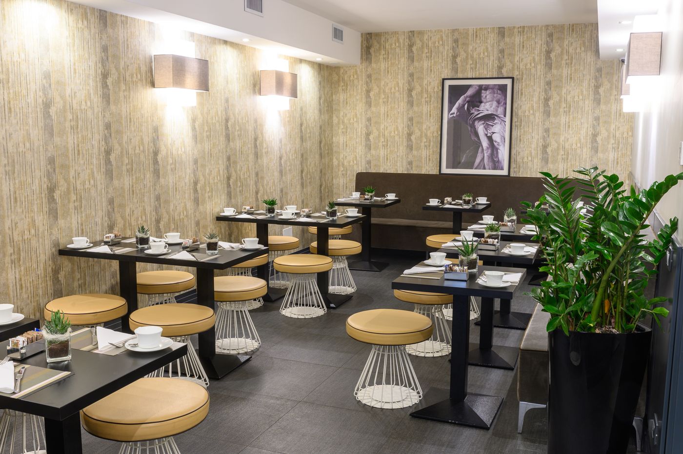 The-Republic-Restaurant-11