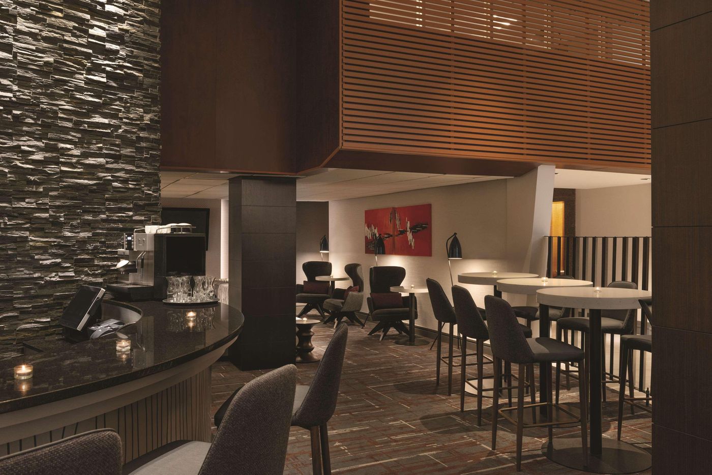 Radisson-Hotel-Vancouver-Airport-Bar-14