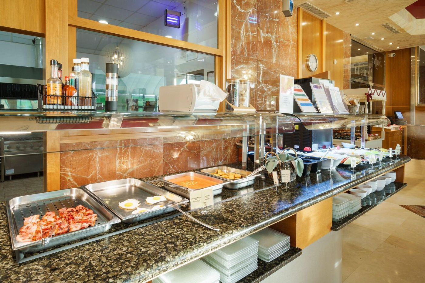 Isabel-Restaurant-58