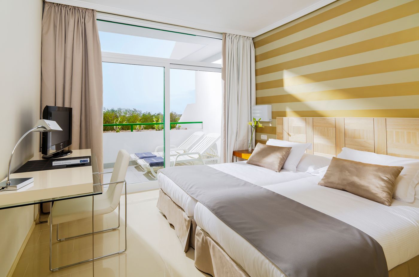 H10-Lanzarote-Princess-Room-27