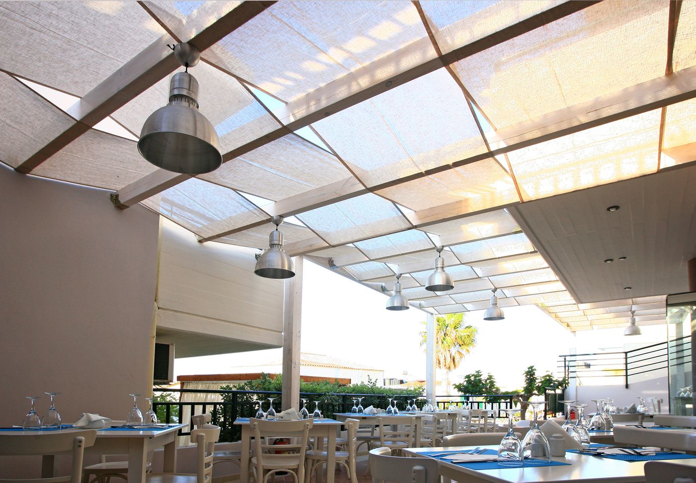 Katrin-Suites---Adults-Only-Restaurant-6