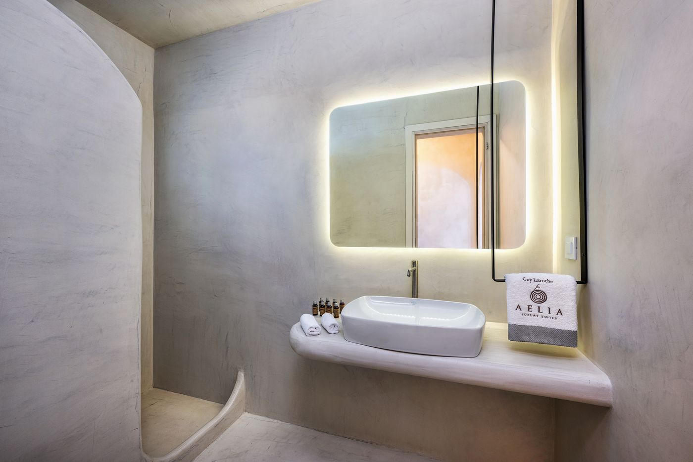 Aelia-Luxury-Suites-Room-66