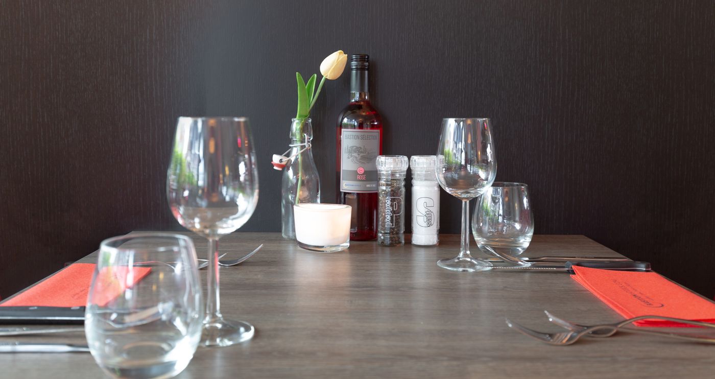 Bastion Hotel Leiden Oegstgeest-Netherlands-OEGSTGEEST-Restaurant-7