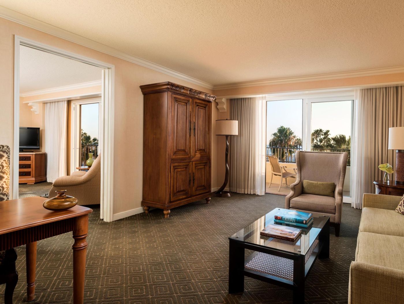 Hyatt-Regency-Huntington-Beach-Room-11