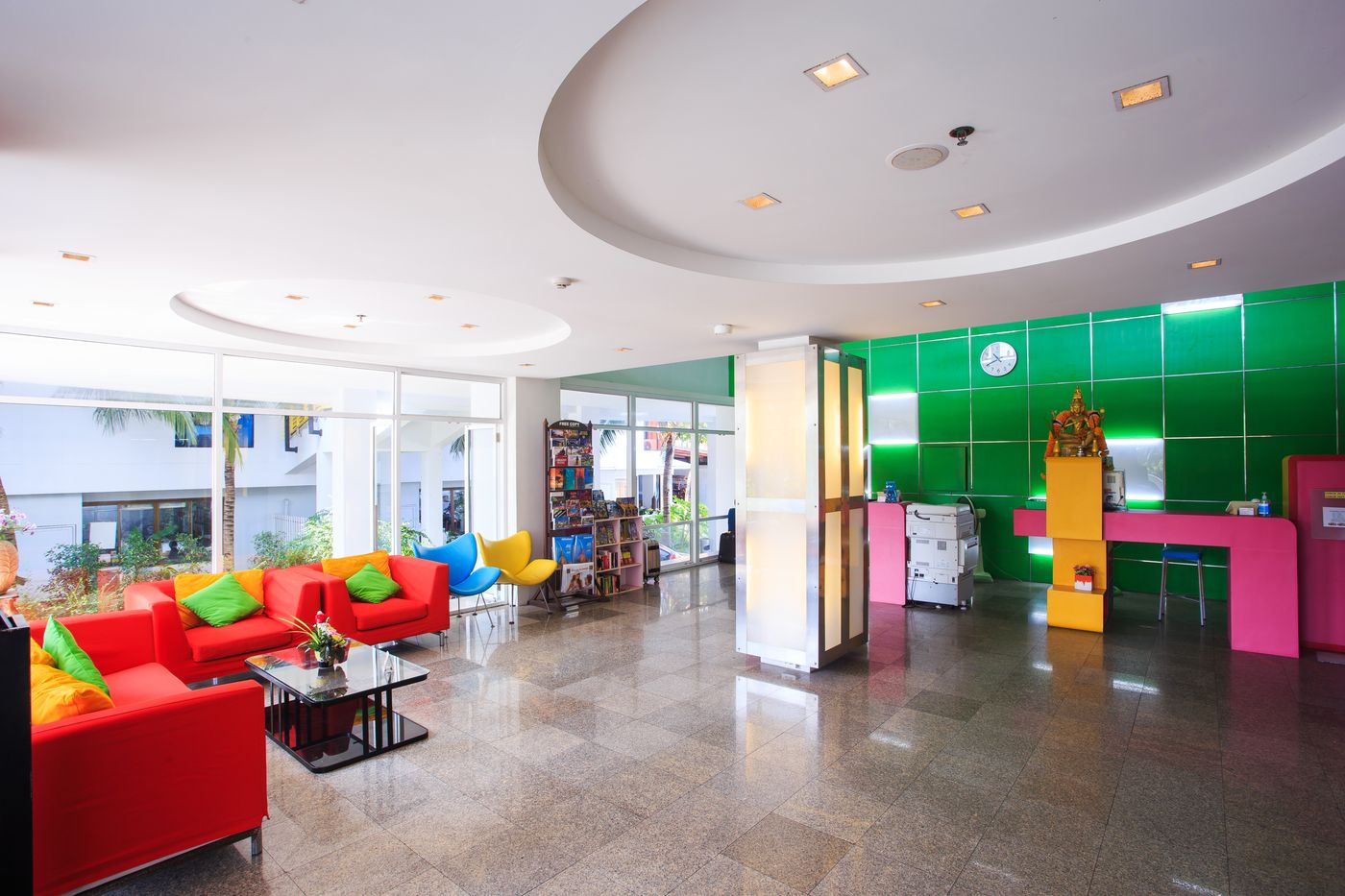 Samui-Verticolor-Lobby-38