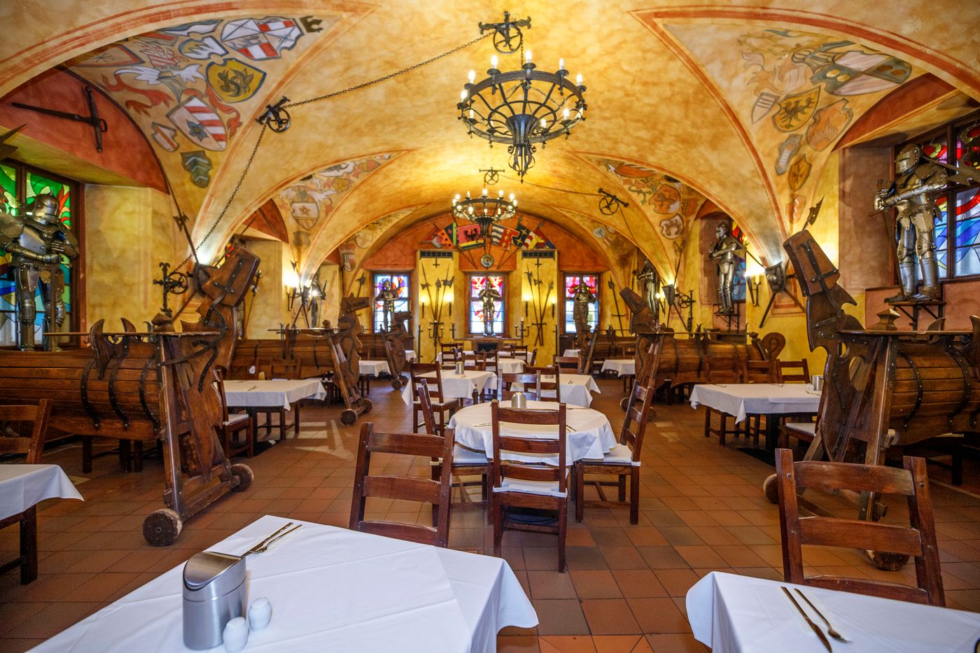 Pytloun-Old-Armoury-Hotel-Prague-Restaurant-26