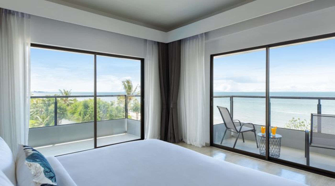 Centra by Centara Cha-Am Beach Resort