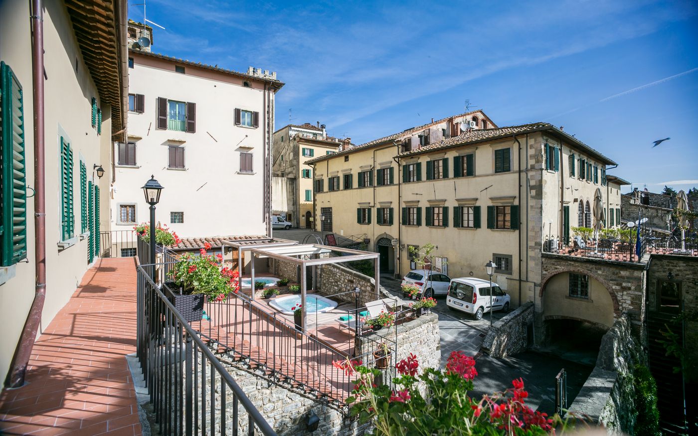 Palazzo-Leopoldo-Dimora-Storica---Spa-General-view-1