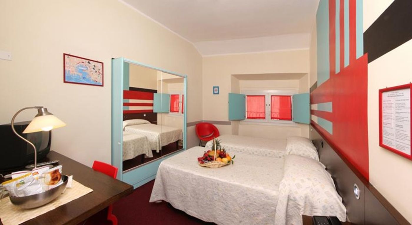 Hotel Cairoli - Italy - GENOVA - General view - 9