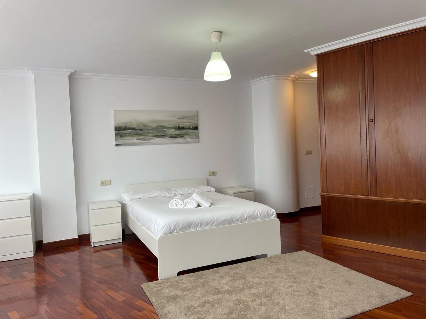 Cíes Suitel López De Neira, 28-Spain-Vigo-Room-8