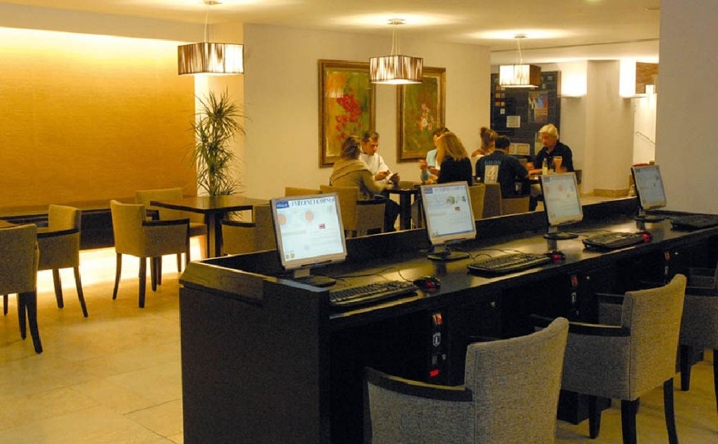 Beach Club Font de Sa Cala