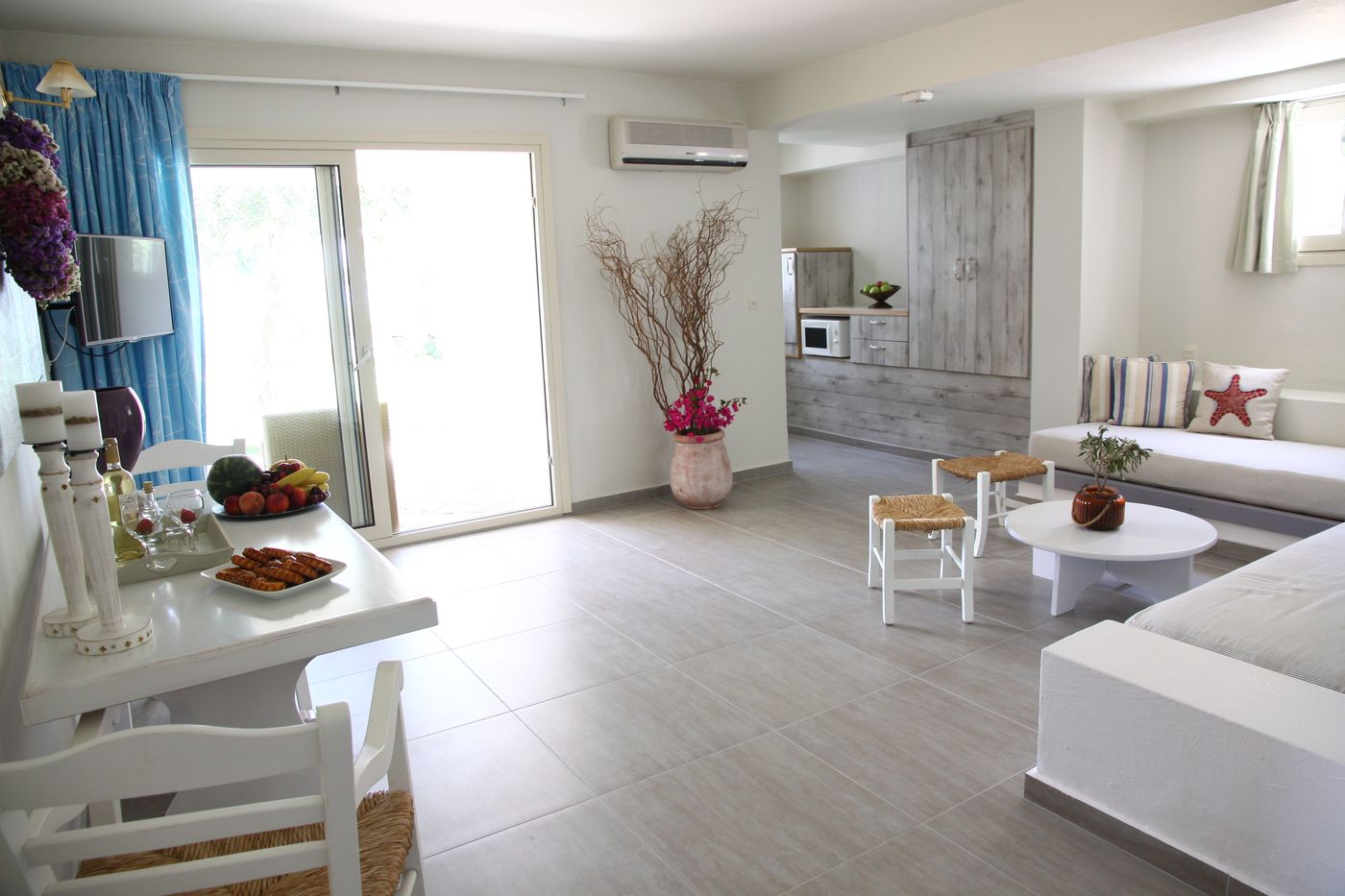 Almiros Sand Suites by the Beach