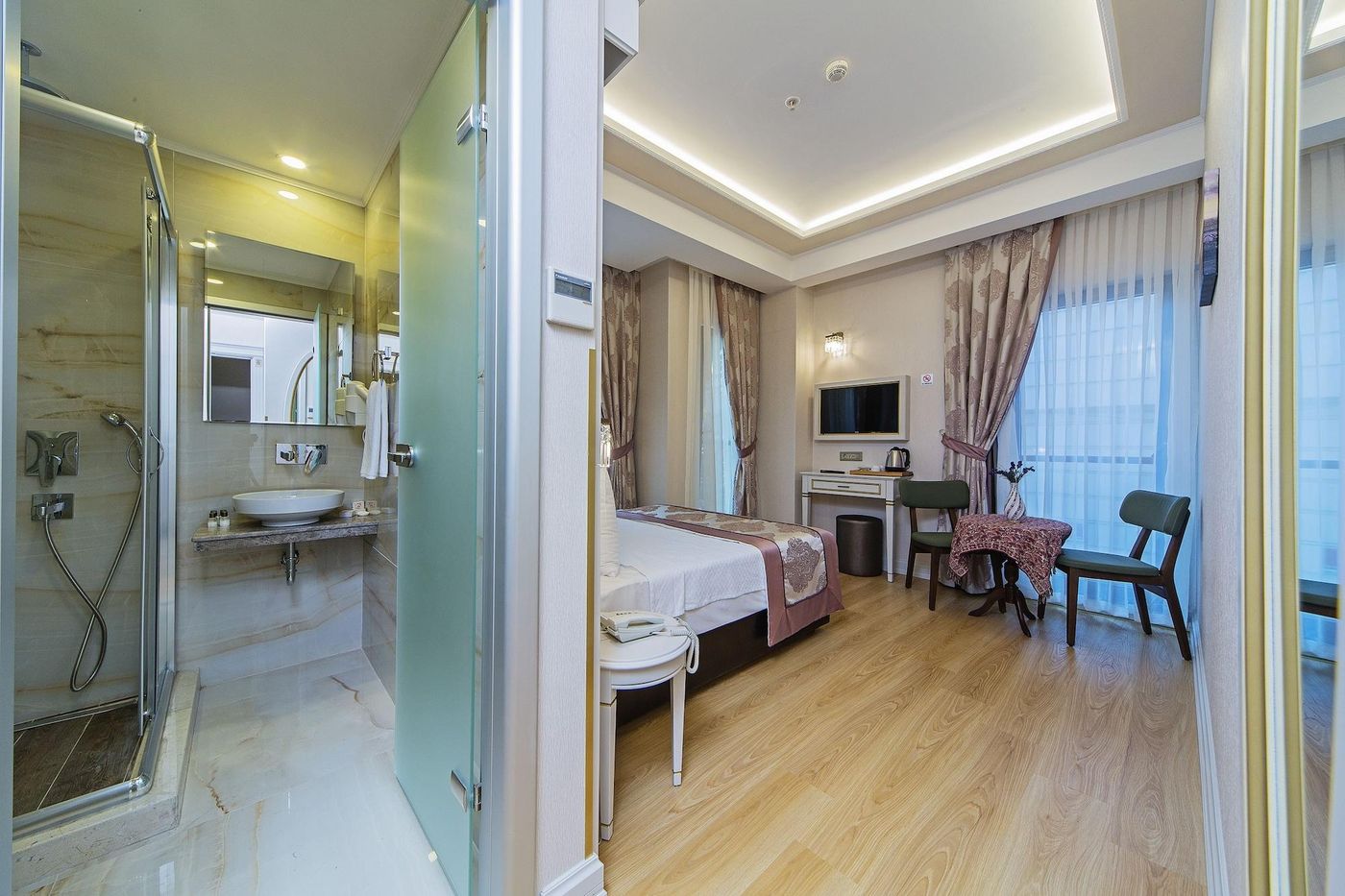 Grand-Naki-Hotel-Room-24