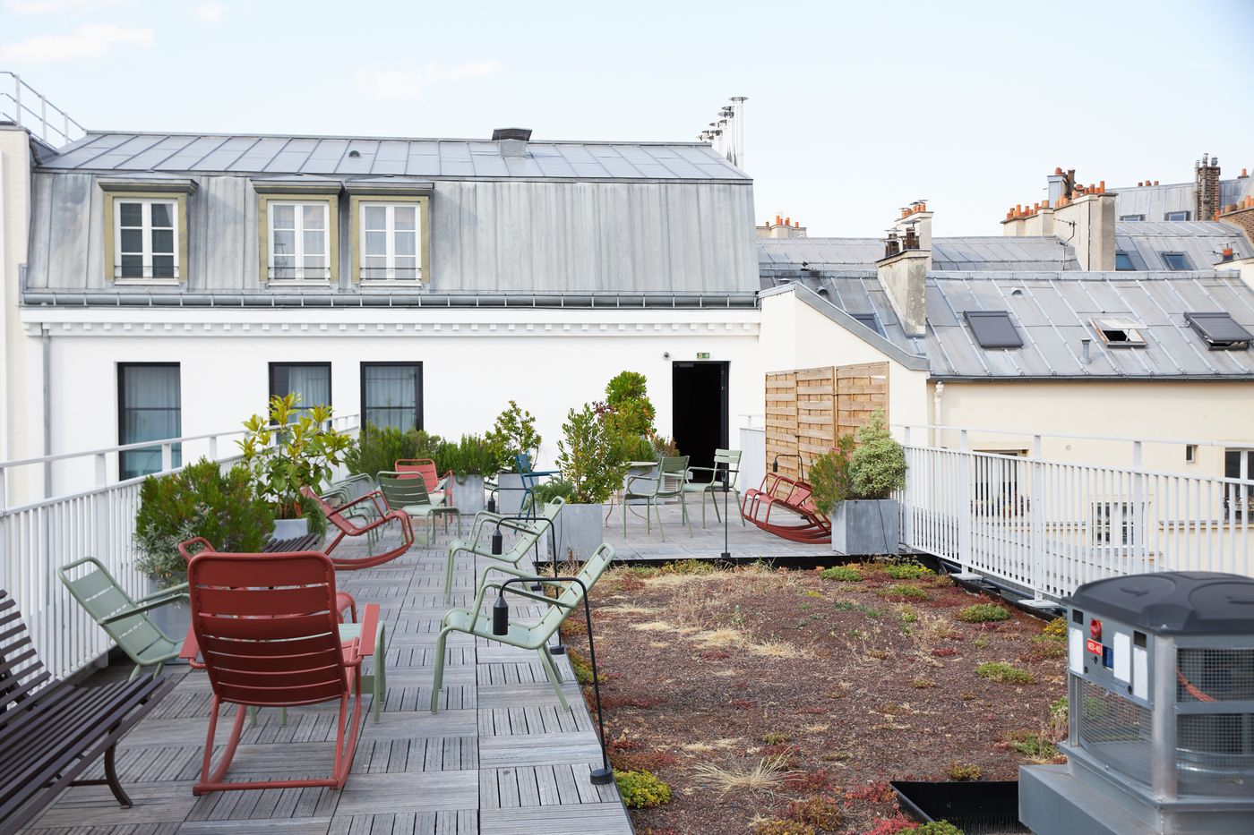 Le-Grand-Quartier-Terrace-20