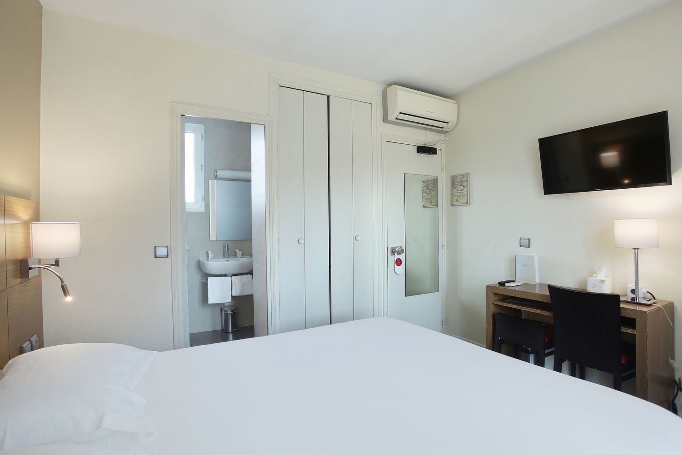 Hotel-Gabriel-Issy-Room-21