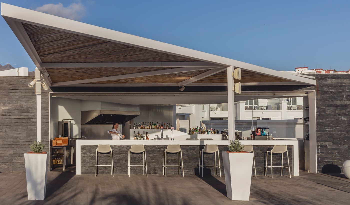 Flamingo-Beach-Mate-Bar-14