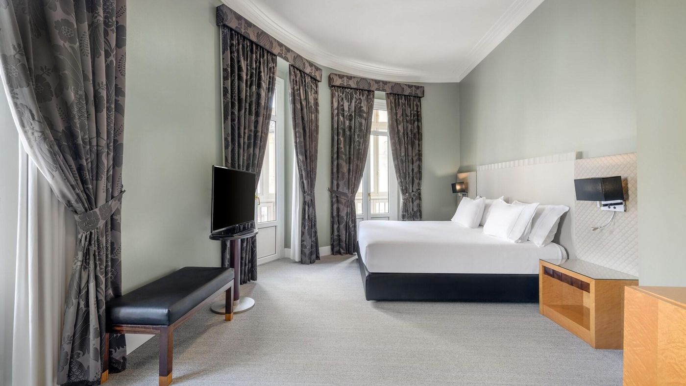 Larios-Malaga-Room-14