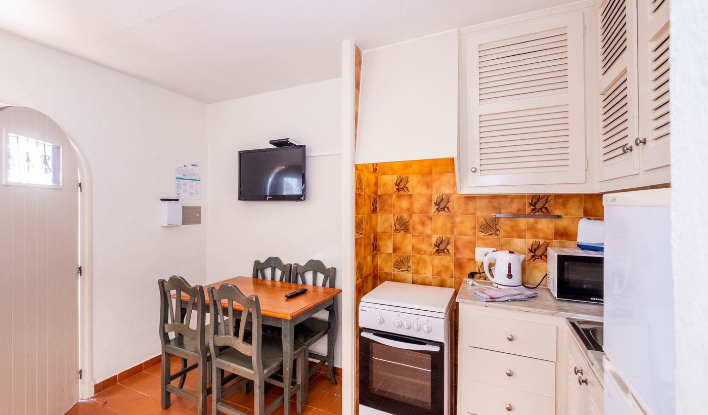 Son-Bou-Gardens-Room-61