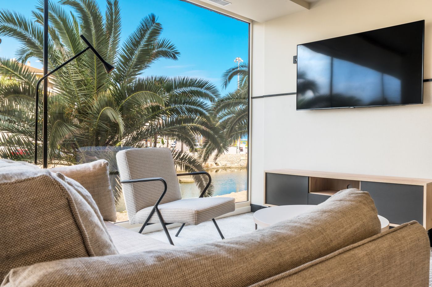 Kursaal-Calafell-Lobby-23