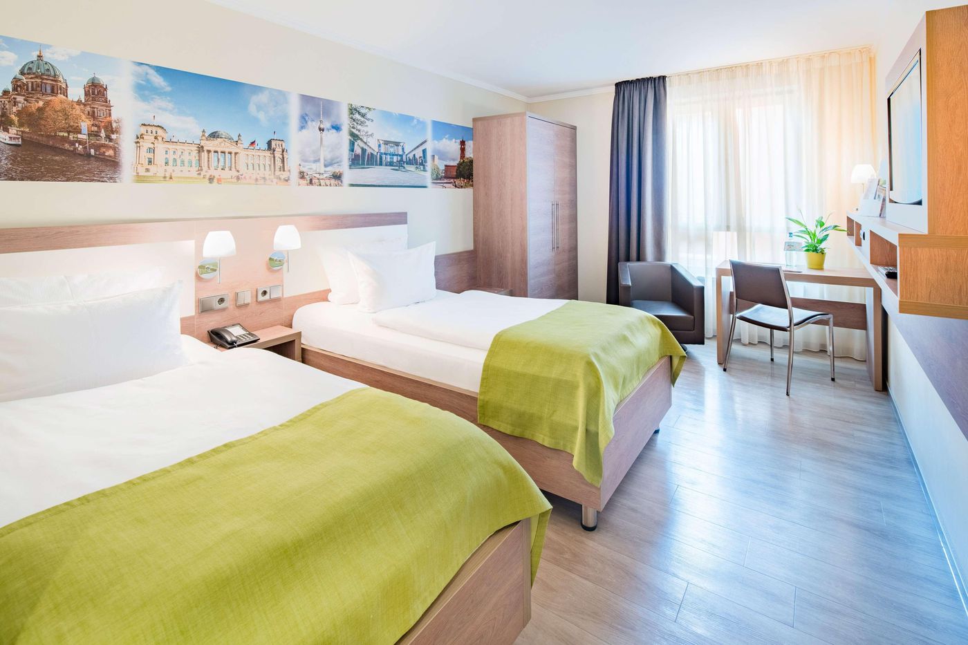 Best-Western-Hotel-Kantstrasse-Berlin-Room-20