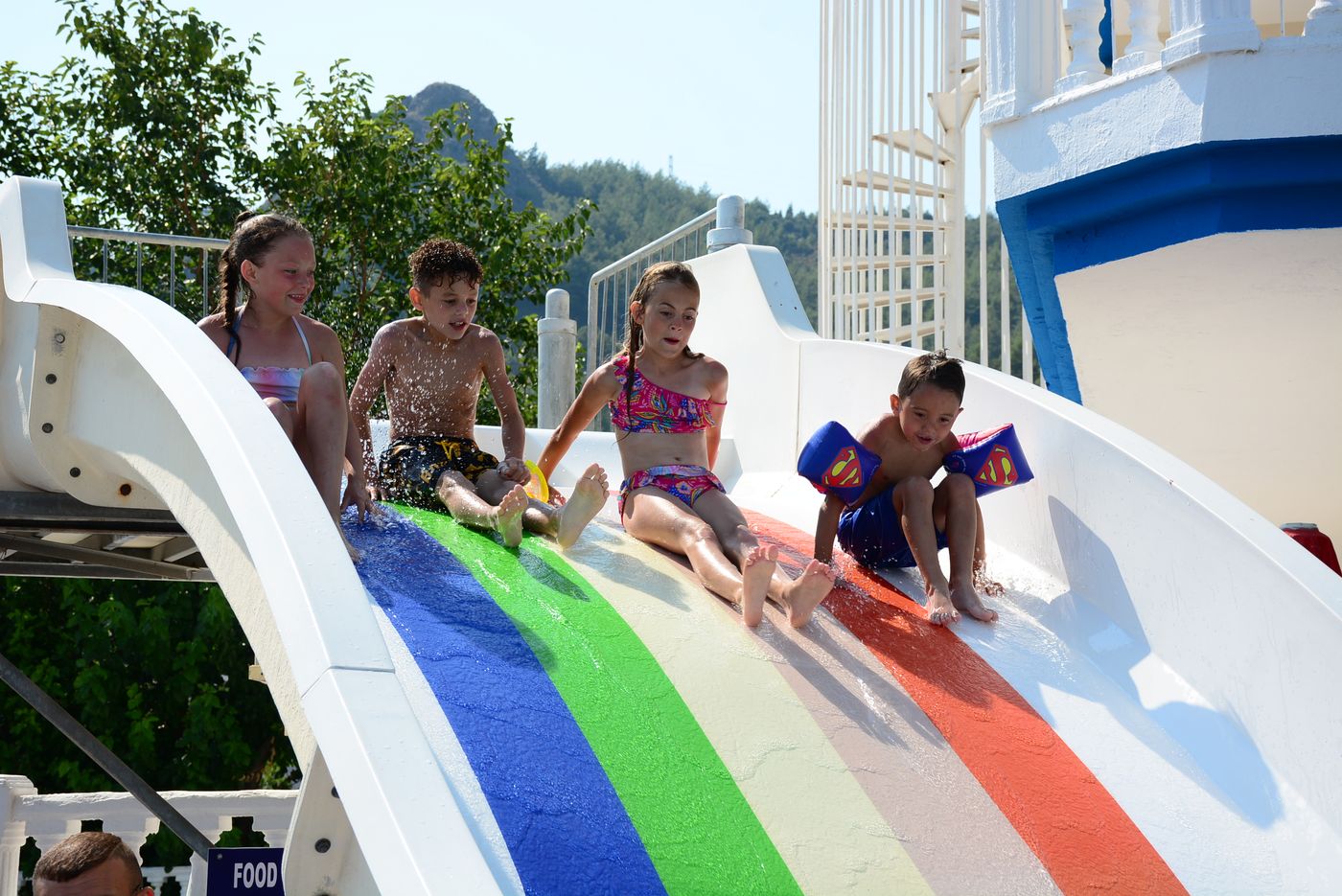 Mustis-Royal-Plaza-Pool-28