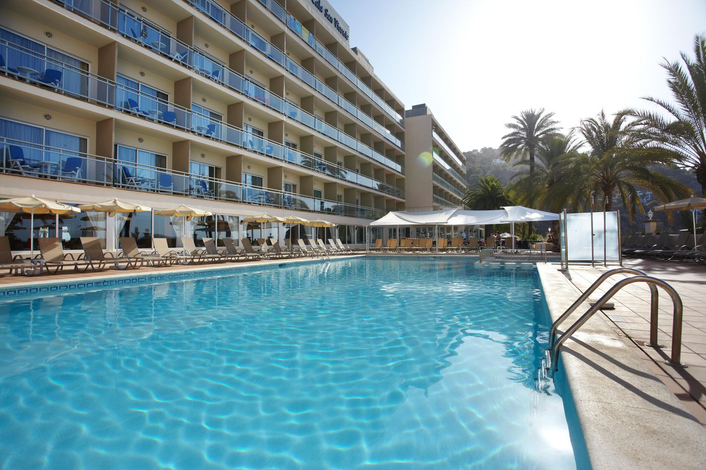 Grupotel-Cala-San-Vicente-Pool-1