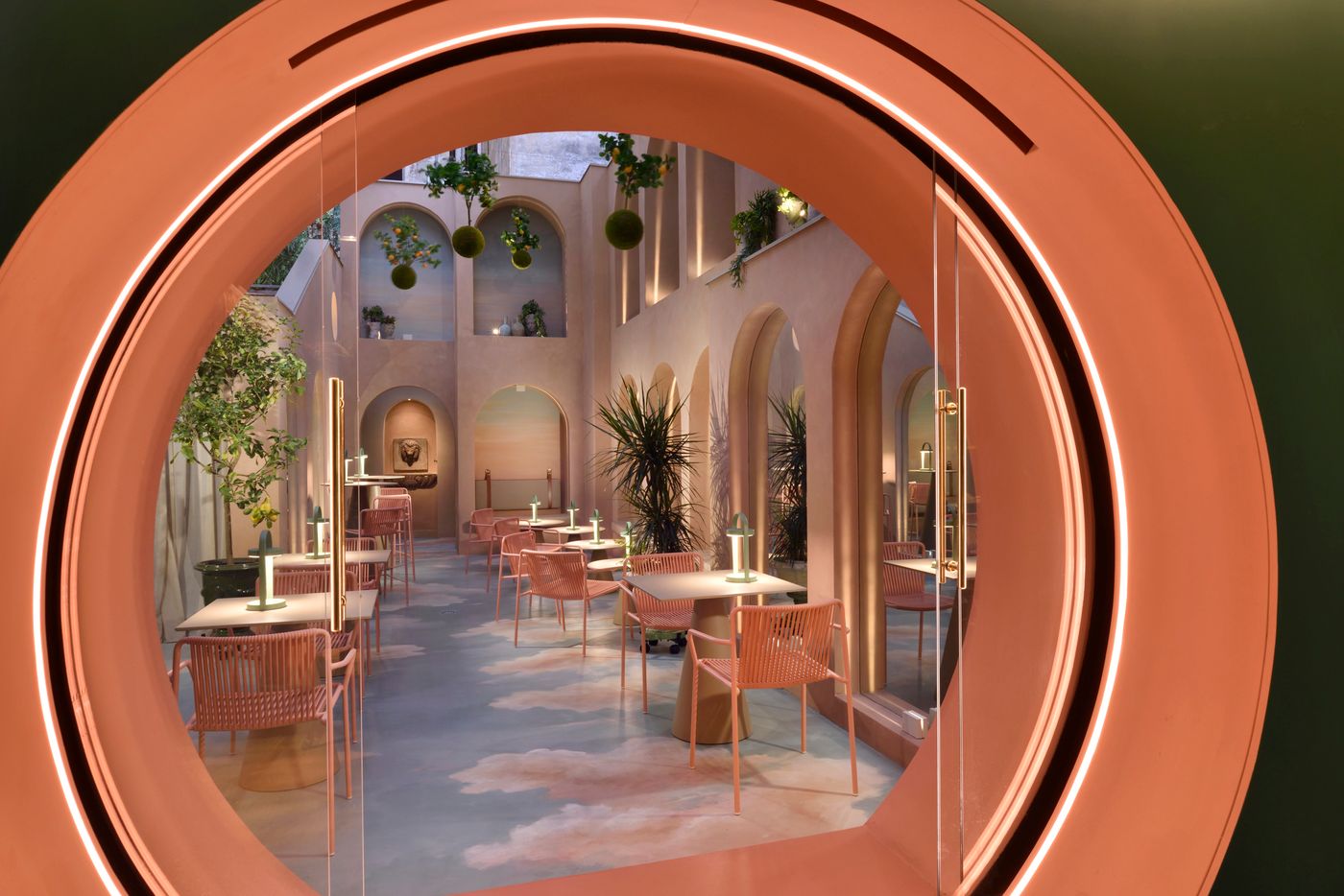 Leon-s-Place-Hotel-General-view-9