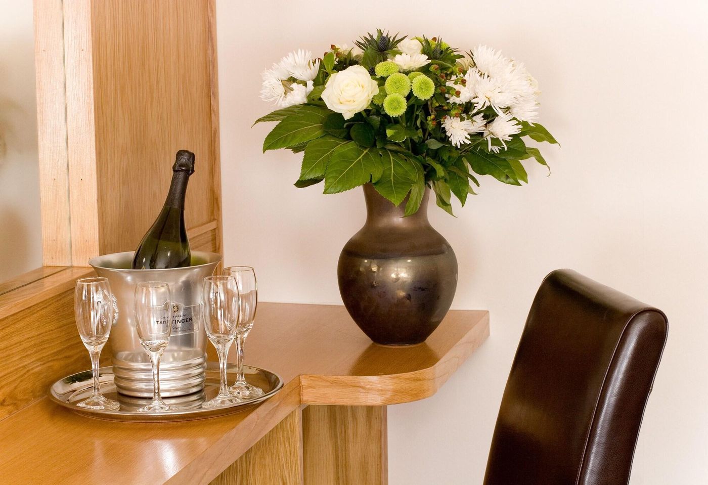 Blooms Hotel-Ireland-DUBLIN-Room-8