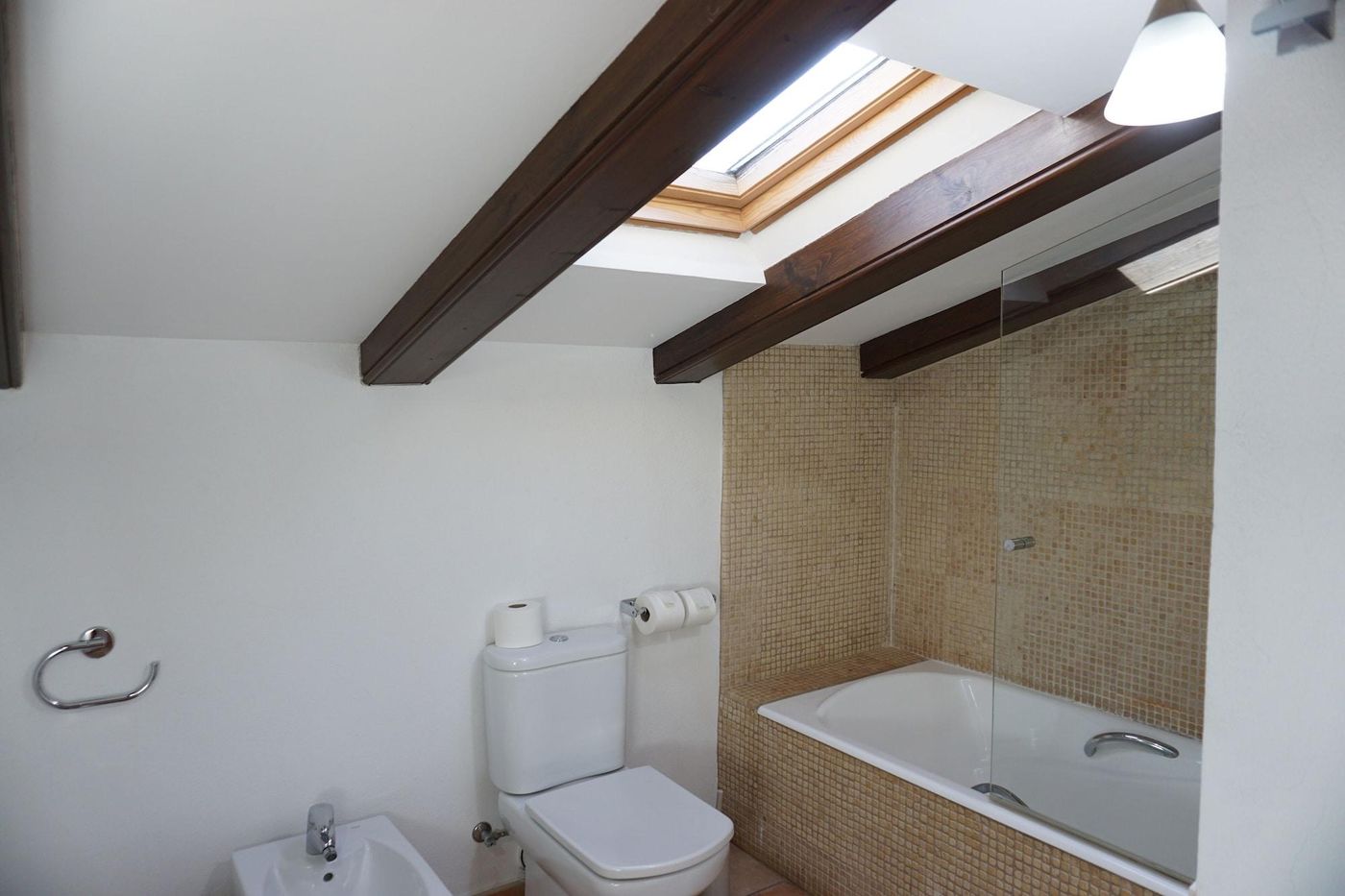 La-Sala-De-Camos-Room-40