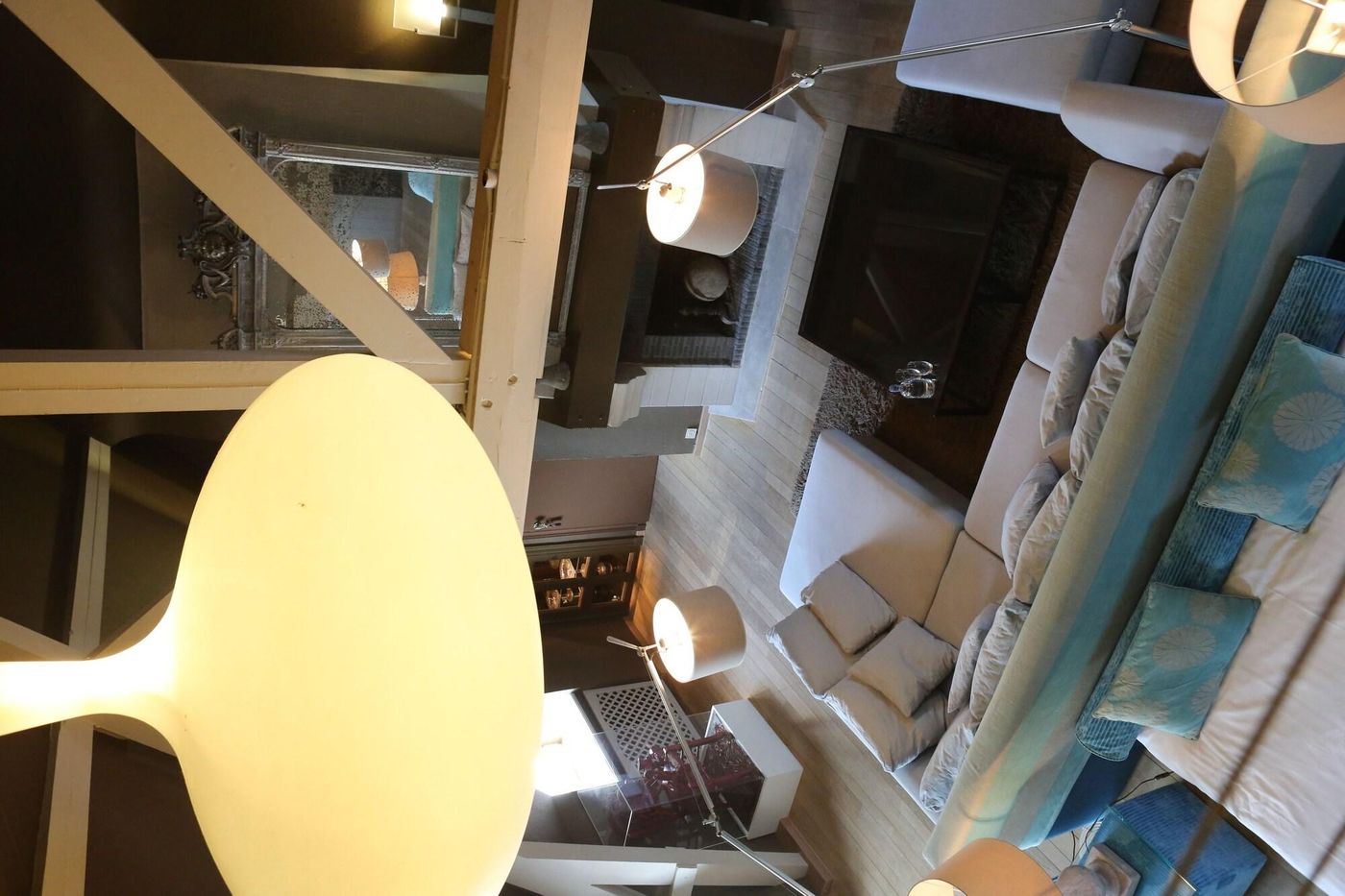 Charl's-Belgium-KNOKKE-HEIST-Room-5