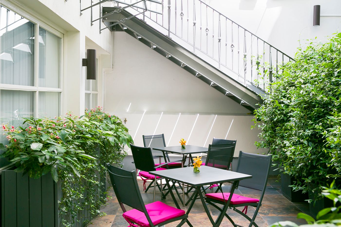 Le-Bellechasse-Terrace-27