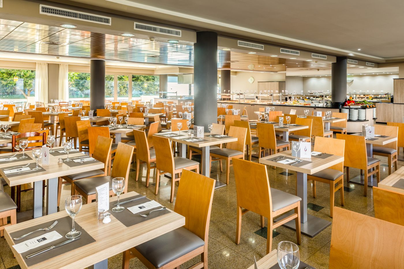 BQ-Andalucia-Beach-Restaurant-13