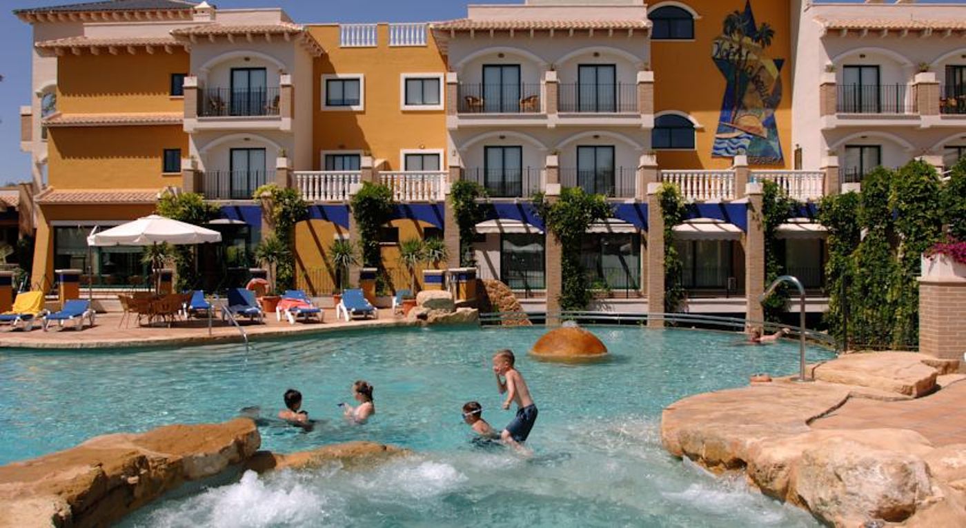 La Laguna Spa & Golf