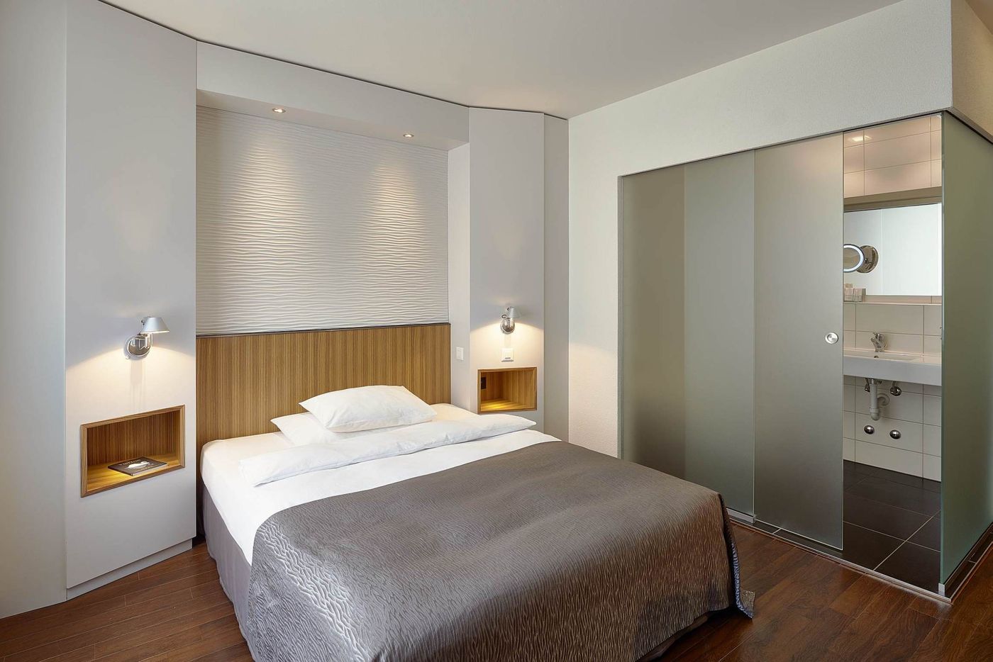 Sorell Hotel Rutli-Switzerland-Zurich-Room-9