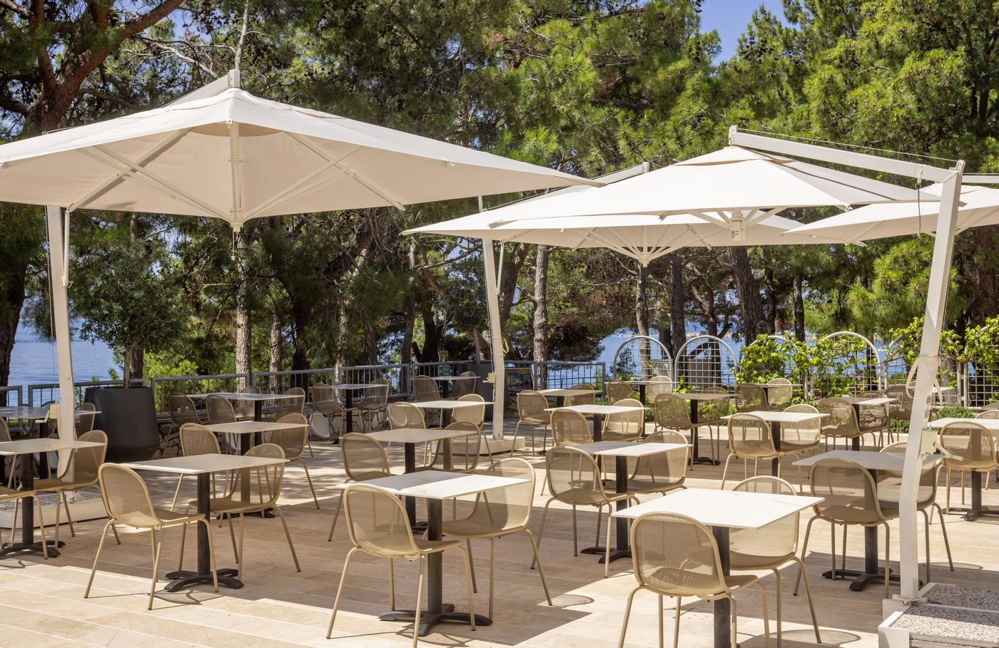 Hotel-Bluesun-Borak-Terrace-17