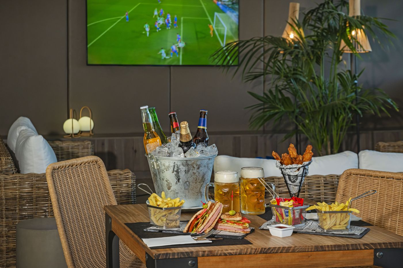 Cabogata-Garden-Bar-16