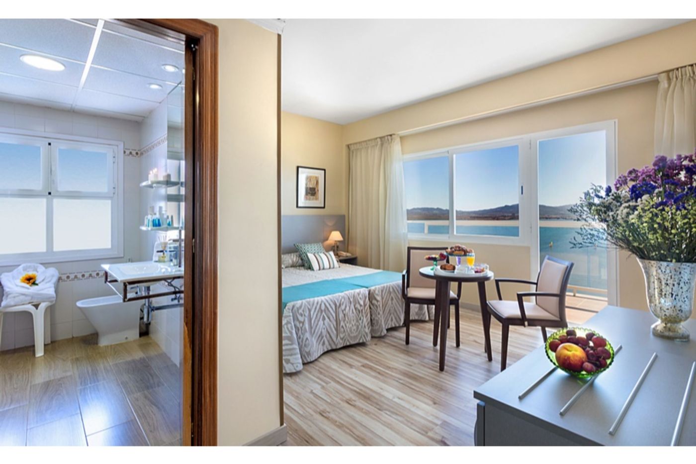 Hotel-Cavanna-Room-26