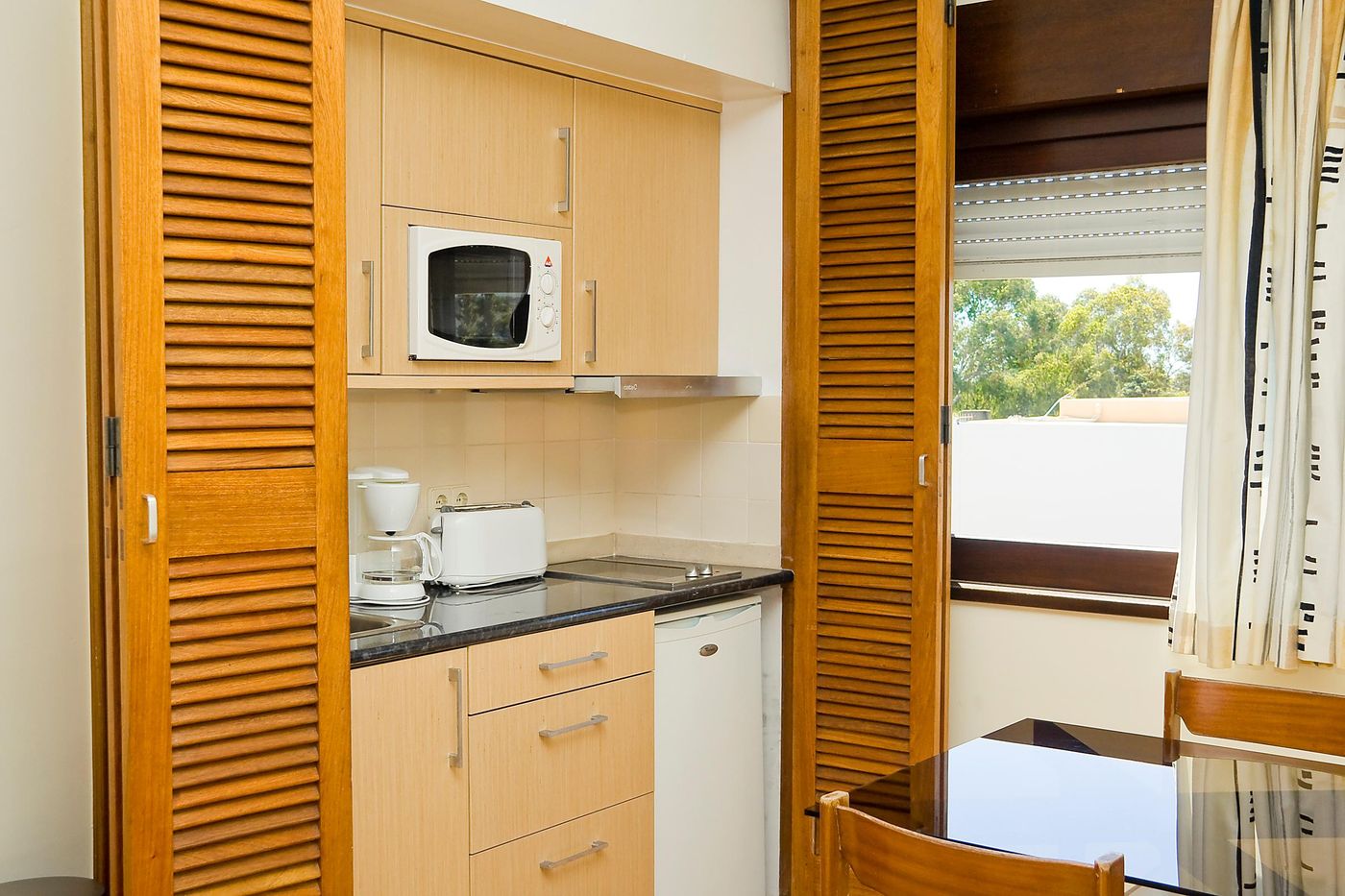 Apartamentos-da-Balaia-Room-26